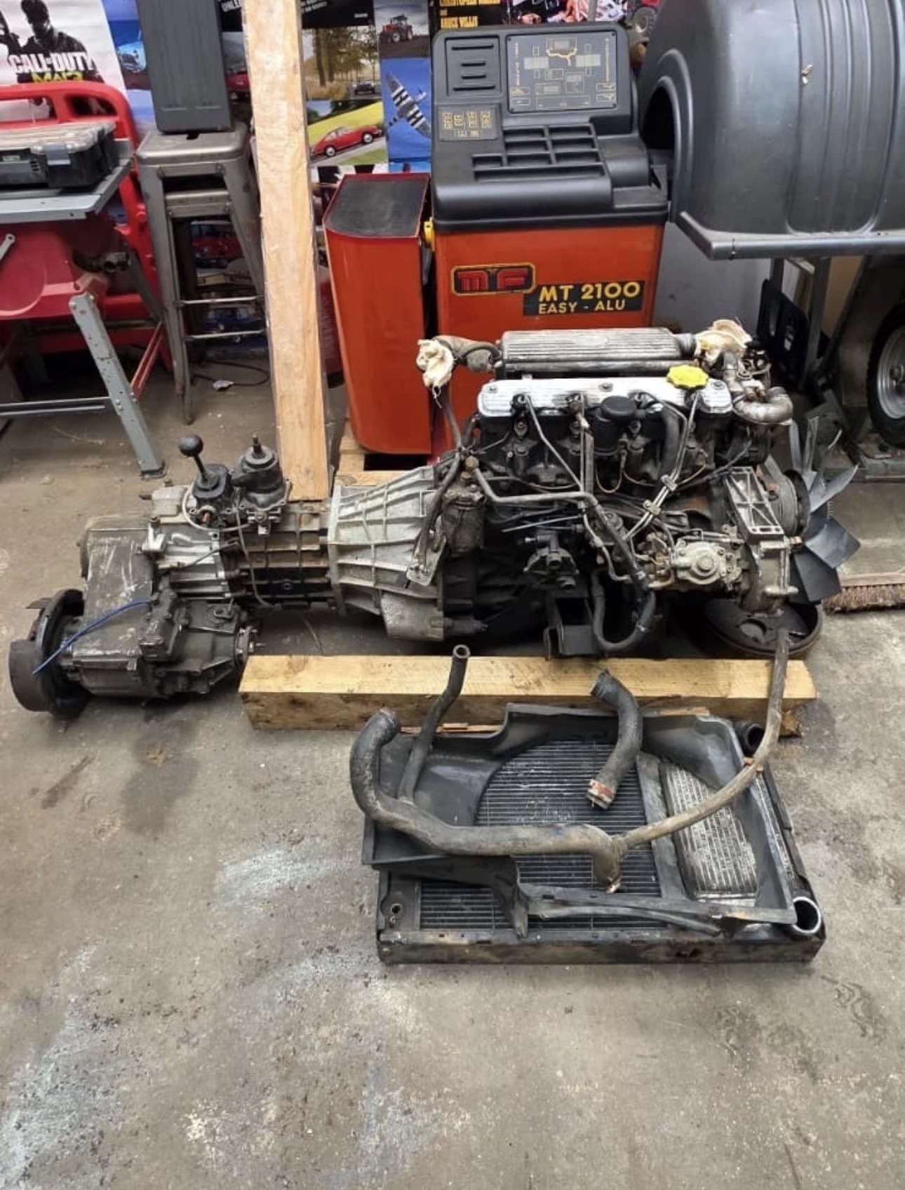 Land Rover 300 TDI Diesel Engine and R380 Manual Gearbox - Image 3