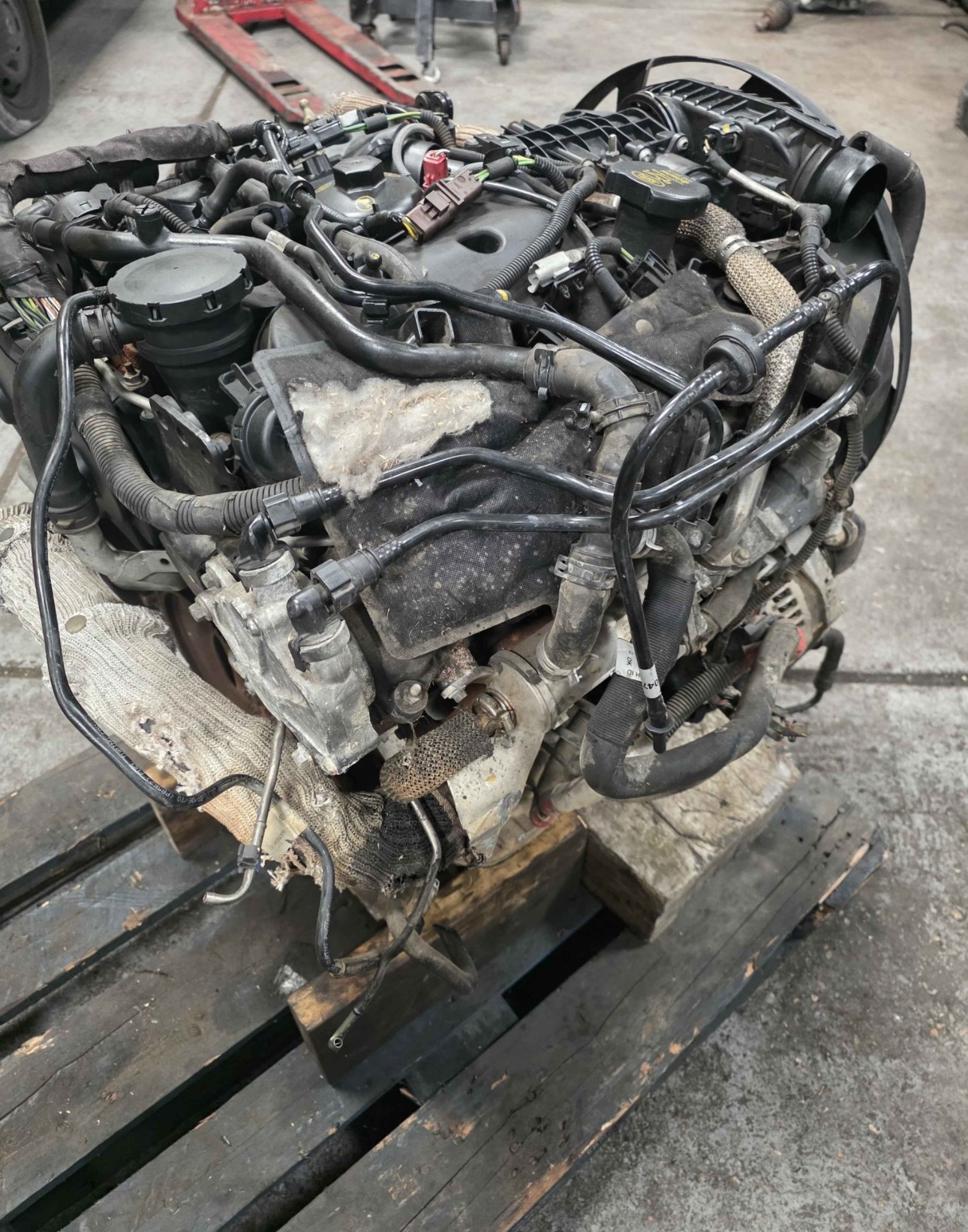 LAND ROVER DISCOVERY 3 (L319) 2.7 TDV6 DIESEL - Image 5