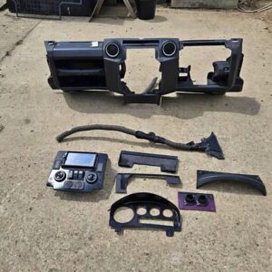 LAND ROVER DEFENDER RHD DASHBOARD